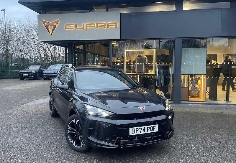 Midnight black Used 2025 Cupra Formentor SUV | £29,990 (Expensive) - Image 1/4