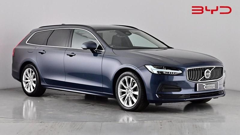 Baltic blue Used 2021 Volvo V90 Momentum Estate | £21,890 (Fair price) - Image 1/4
