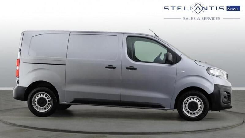 Grey Used 2023 Peugeot Expert Premium Van | £17,500 (Fair price) - Image 1/4