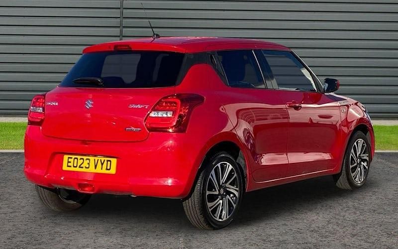 Used Suzuki Swift SZ-L 83 HP (61 kW) 2023 Red Hatchback