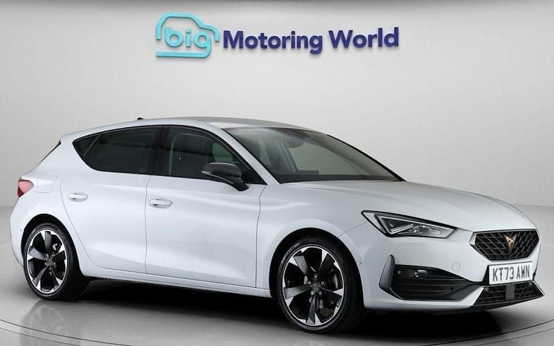Used 2023 Cupra Leon Hatchback | £17,100 (Fair price) - Image 1/4