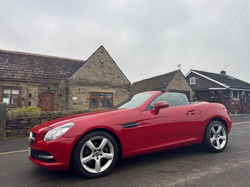 Red Used 2011 Mercedes SLK200 Edition 1 Cabriolet | £4,990 (Super price) - Image 1/4
