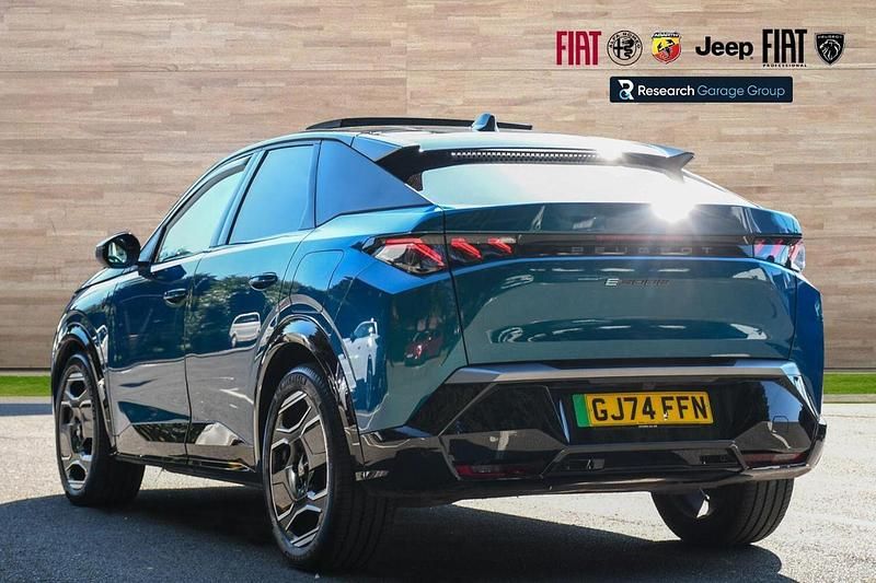 Used Peugeot e-3008 GT 152 kW (207 HP) 2024 Blue SUV