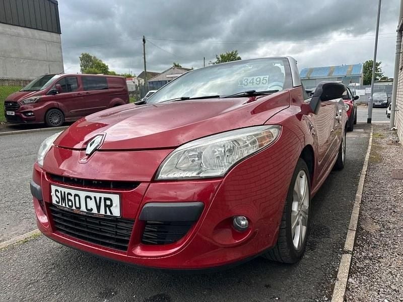 Used Renault Mégane Cabriolet Dynamique 130 HP (95 kW) 2010 Red Cabriolet