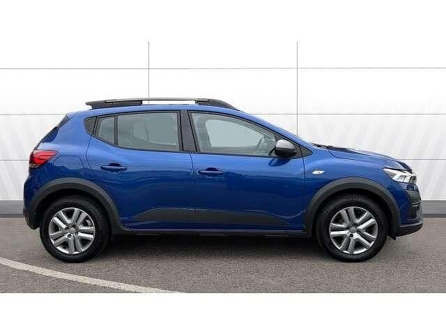 Used Dacia Sandero Expression 90 HP (66 kW) 2023 Blue SUV