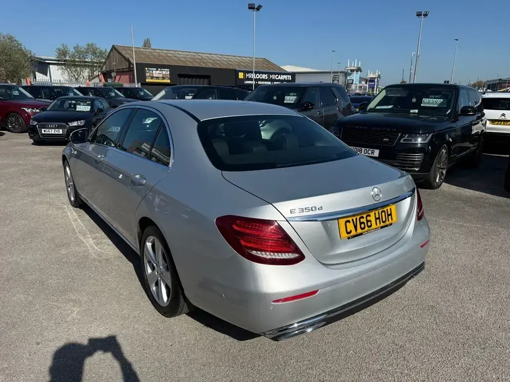 Usado Mercedes E350 SE 258 HP (189 kW) 2016 Prateado Sedan