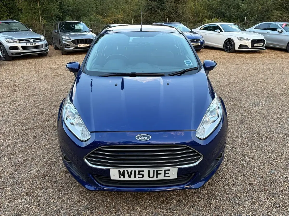 Used Ford Fiesta Zetec 2015 Blue Hatchback