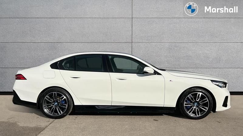 Used BMW i5 M Sport 250 kW (340 HP) 2025 Alpine white Sedan