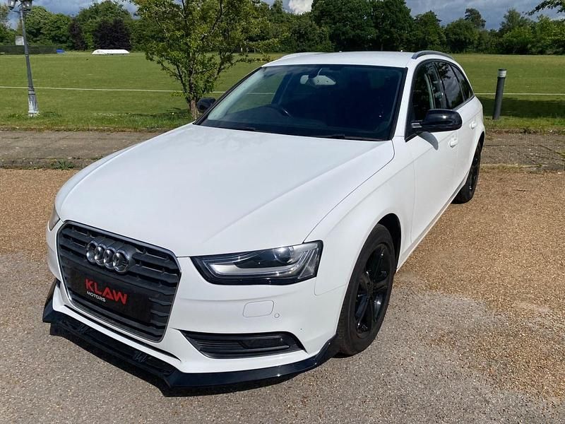 Used Audi A4 2013 White Estate