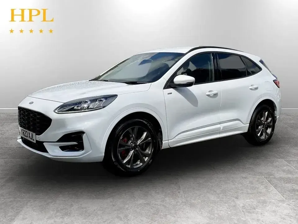 Used Ford Kuga ST-Line 150 HP (110 kW) 2023 White SUV