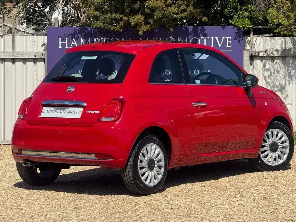 Used Fiat 500 Dolcevita 70 HP (51 kW) 2022 Red Hatchback