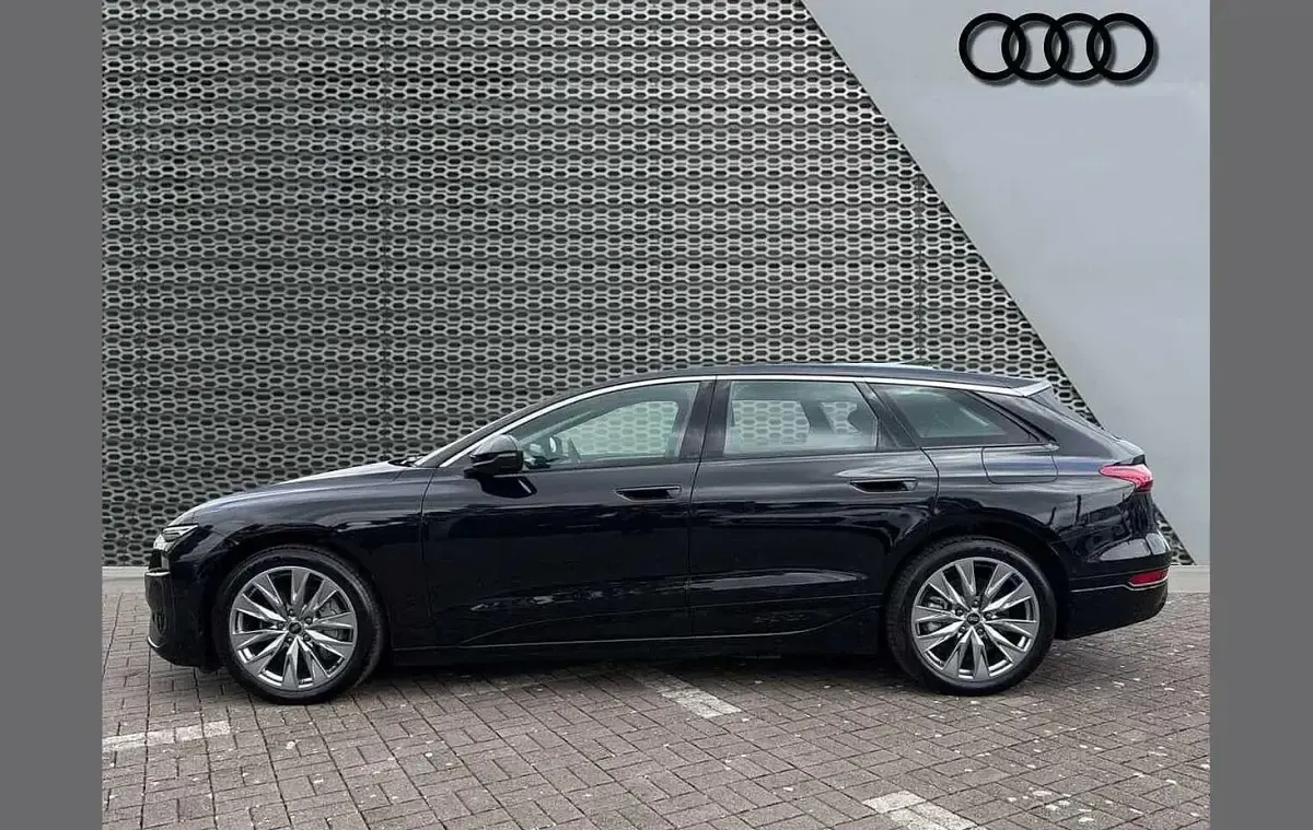 New Audi A6 e-tron Sport 269 kW (367 HP) 2025 Black Estate
