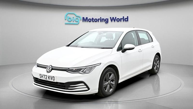 Used VW Golf VIII Life 2023 White Hatchback