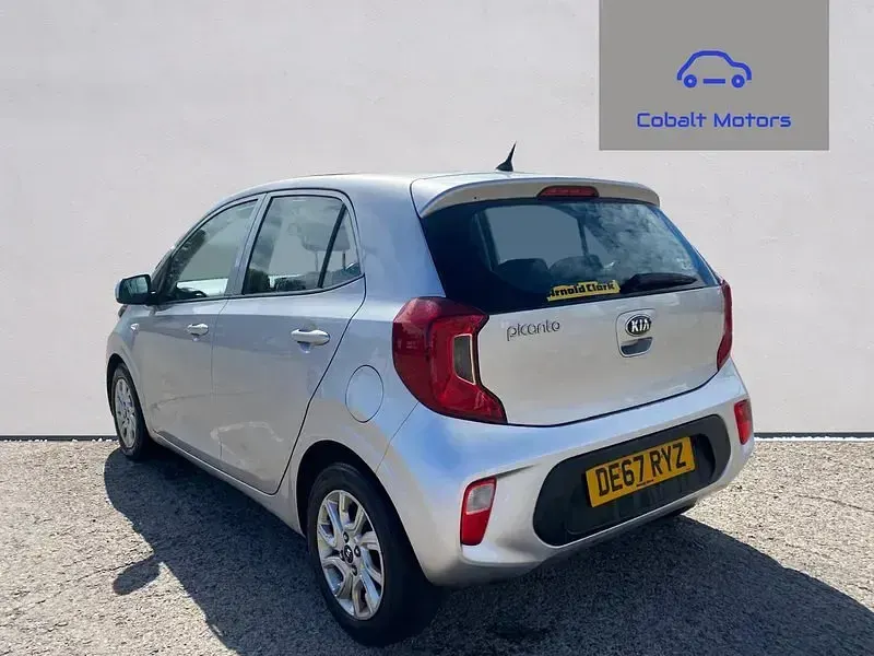 Used Kia Picanto 83 HP (61 kW) 2017 Silver Hatchback