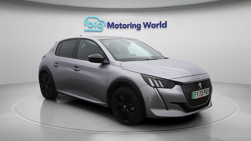 Used 2022 Peugeot e-208 GT Hatchback | £13,800 (Fair price) - Image 1/4