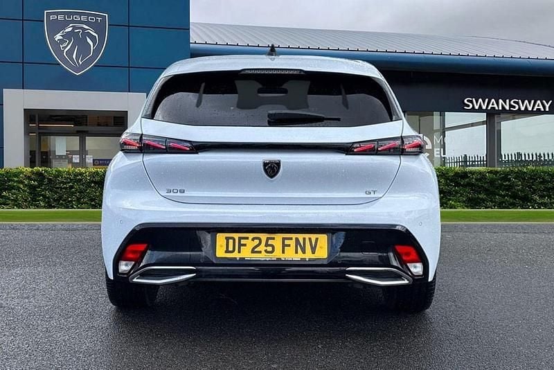 Used Peugeot 308 GT 134 HP (98 kW) 2025 White Hatchback