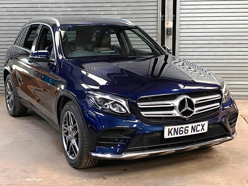 Used Mercedes GLC220 AMG line 168 HP (123 kW) 2016 Blue Estate