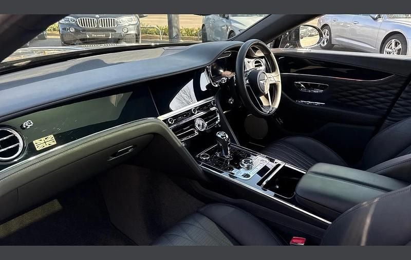 Used Bentley Flying Spur 635 HP (467 kW) 2020 Black Sedan