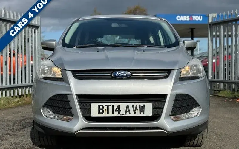 Used Ford Kuga Zetec 140 HP (102 kW) 2014 Silver SUV