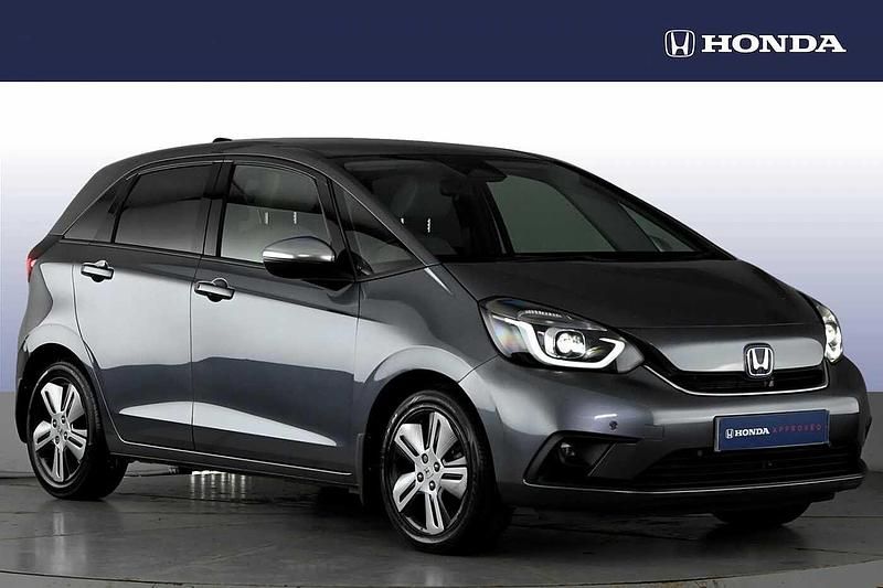 Used Honda Jazz Hybrid 109 HP (80 kW) 2021 Metallic shining grey Hatchback