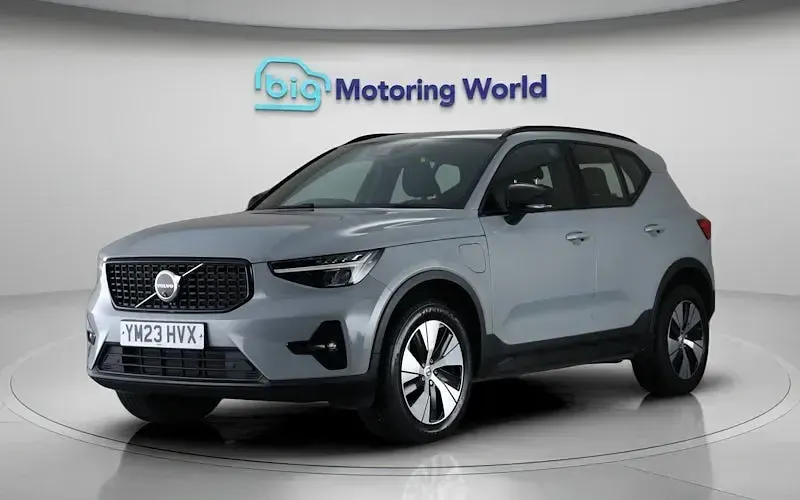 Used Volvo XC40 Plus 211 HP (155 kW) 2023 Grey SUV