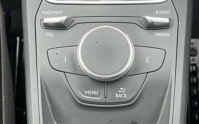 Used Audi Q2 S-Line 150 HP (110 kW) 2018 Blue SUV