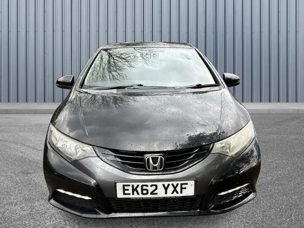 Used Honda Civic SE 2013 Black Hatchback