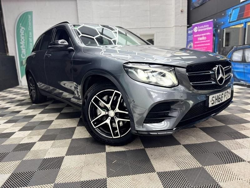 Begagnad Mercedes GLC220 AMG line 2016 Grå Kombi
