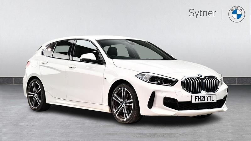 Used BMW 118 M Sport 134 HP (98 kW) 2021 White Hatchback