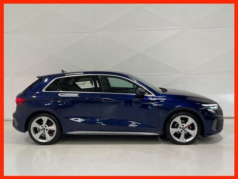 Used Audi A3 Sportback S-Line 150 HP (110 kW) 2022 Blue Hatchback
