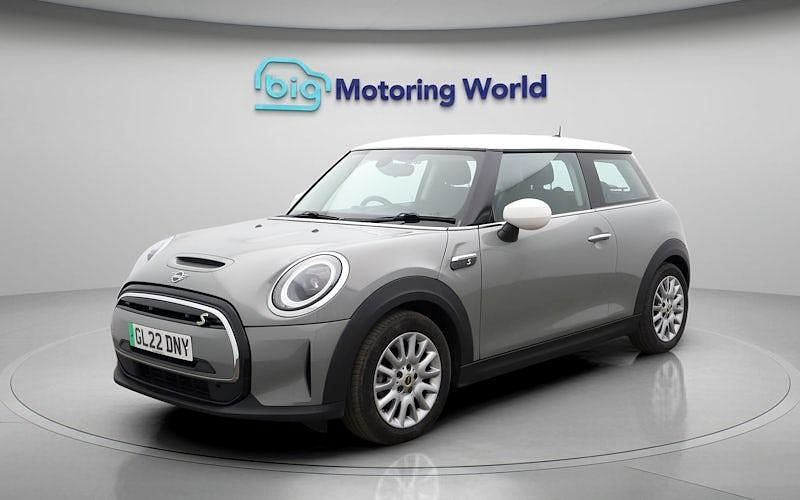 Used Mini Cooper Level 1 135 kW (184 HP) 2023 Hatchback