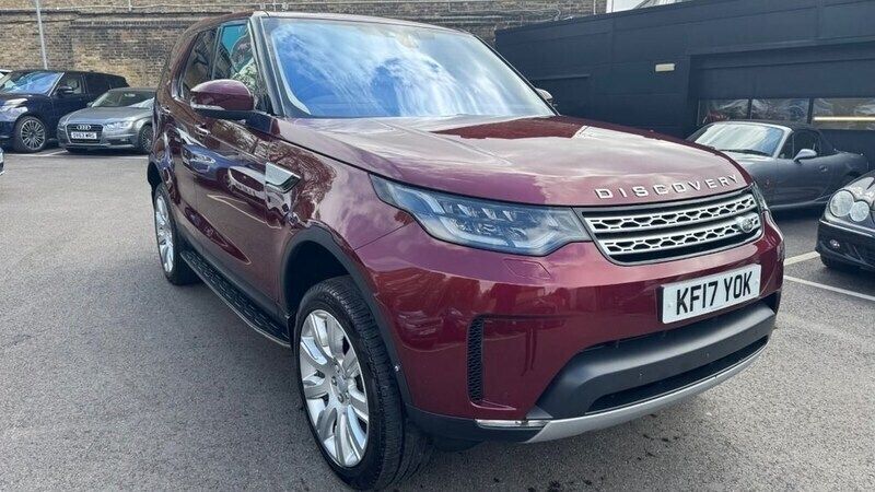 Red Used 2017 Land Rover Discovery 5 HSE Luxury SUV | £27,295 (Good price) - Image 1/4