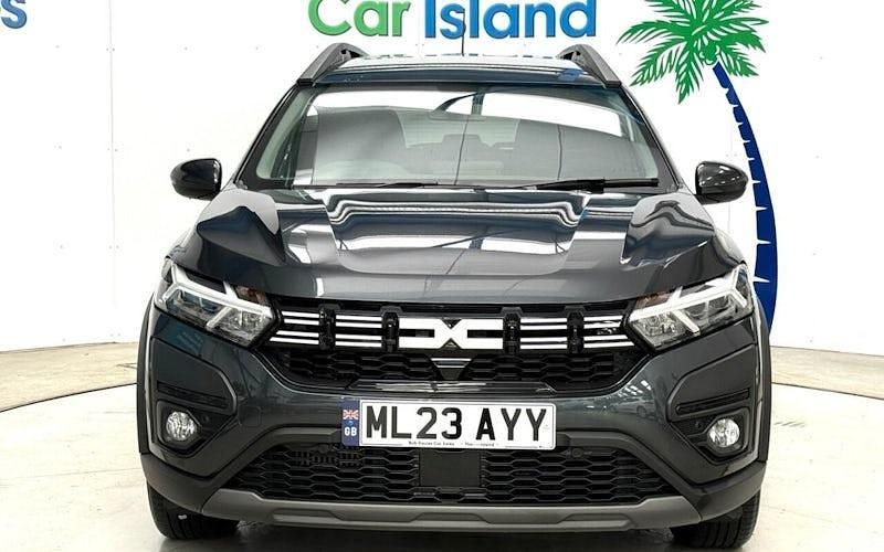 Used Dacia Jogger Expression 110 HP (80 kW) 2025 MPV