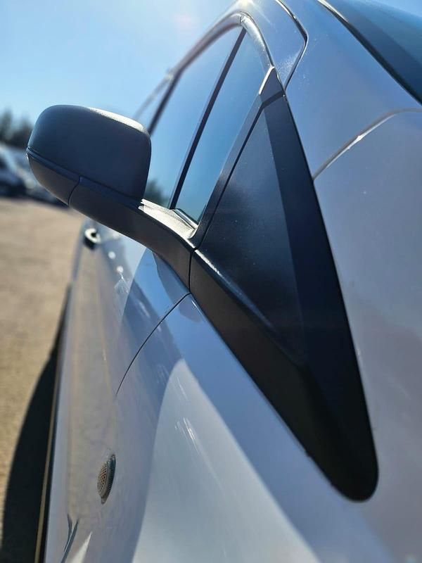 Used Ford Transit Connect Trend 75 HP (55 kW) 2019 White MPV