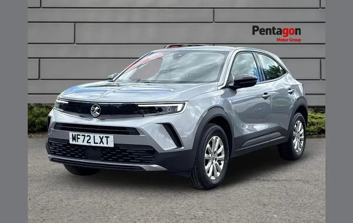 Used Vauxhall Mokka Design Edition 99 HP (72 kW) 2022 Grey SUV