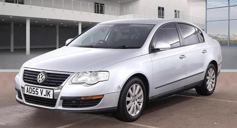 Used VW Passat S 2005 Silver Sedan