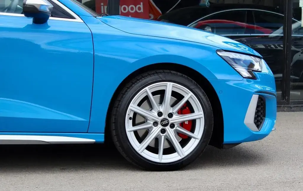 Used Audi S3 Comfort 310 HP (228 kW) 2022 Blue Sedan