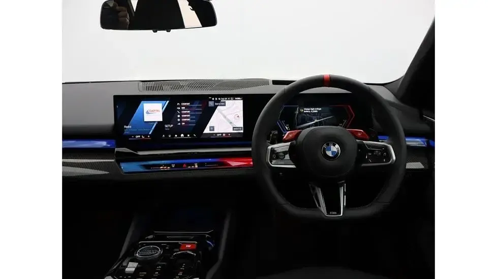 Used BMW M5 Comfort Edition 727 HP (534 kW) 2025 Blue Estate
