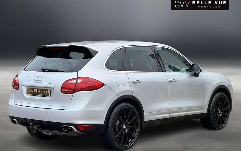 Used Porsche Cayenne 245 HP (180 kW) 2013 Silver SUV