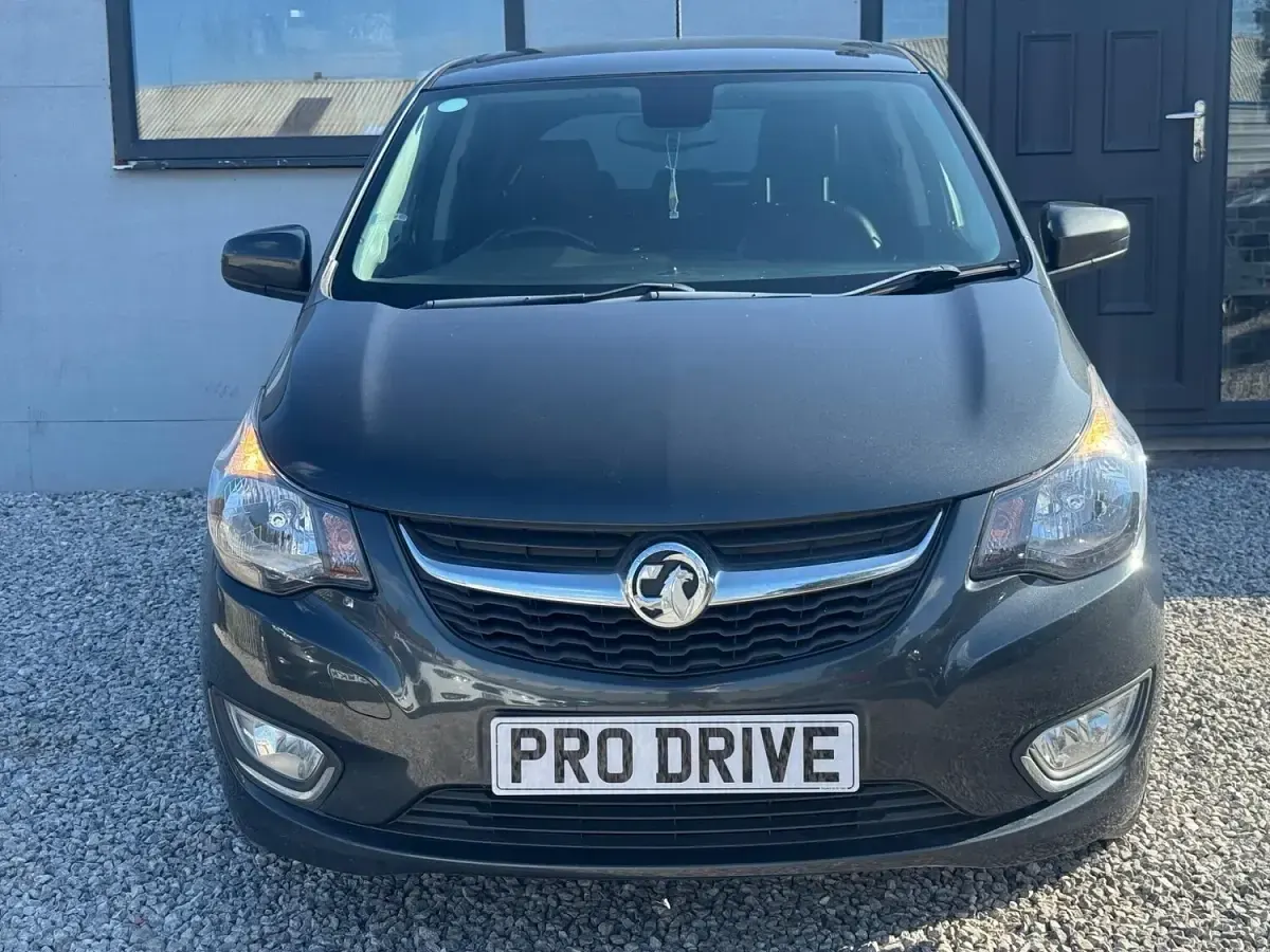 Used Vauxhall Viva 75 HP (55 kW) 2018 Grey Hatchback