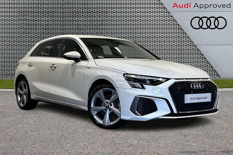 White Used 2021 Audi A3 e-tron S-Line Hatchback | £20,599 (A bit pricey) - Image 1/4