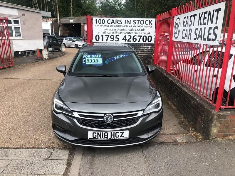 Used Vauxhall Astra 110 HP (80 kW) 2024 Grey Estate