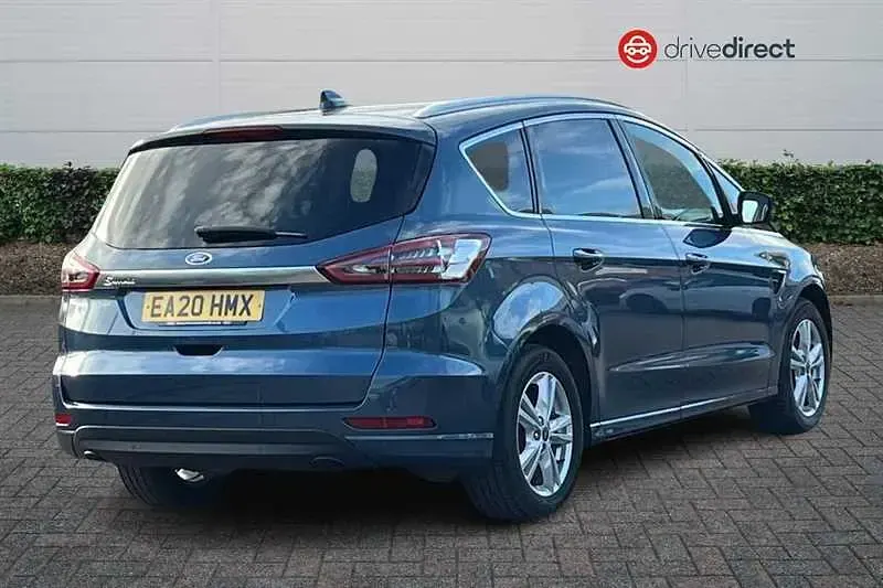 Used Ford S-MAX Titanium 150 HP (110 kW) 2020 Blue MPV