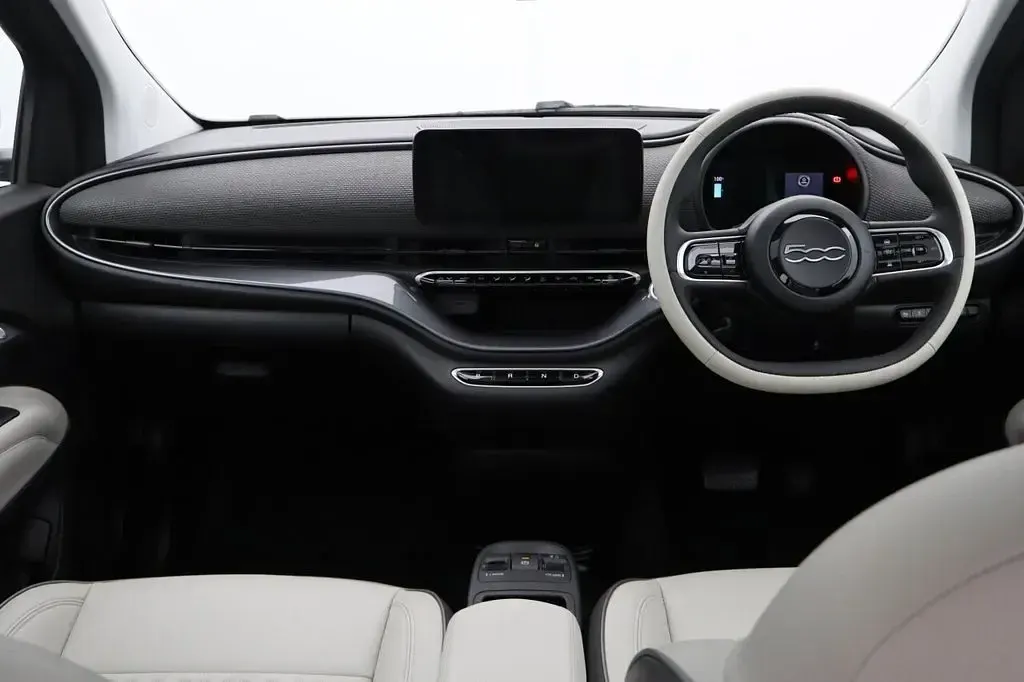 Used Fiat 500e La Prima 86 kW (118 HP) 2022 Grey Hatchback