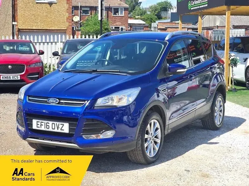 Used Ford Kuga Titanium 182 HP (133 kW) 2016 Blue SUV