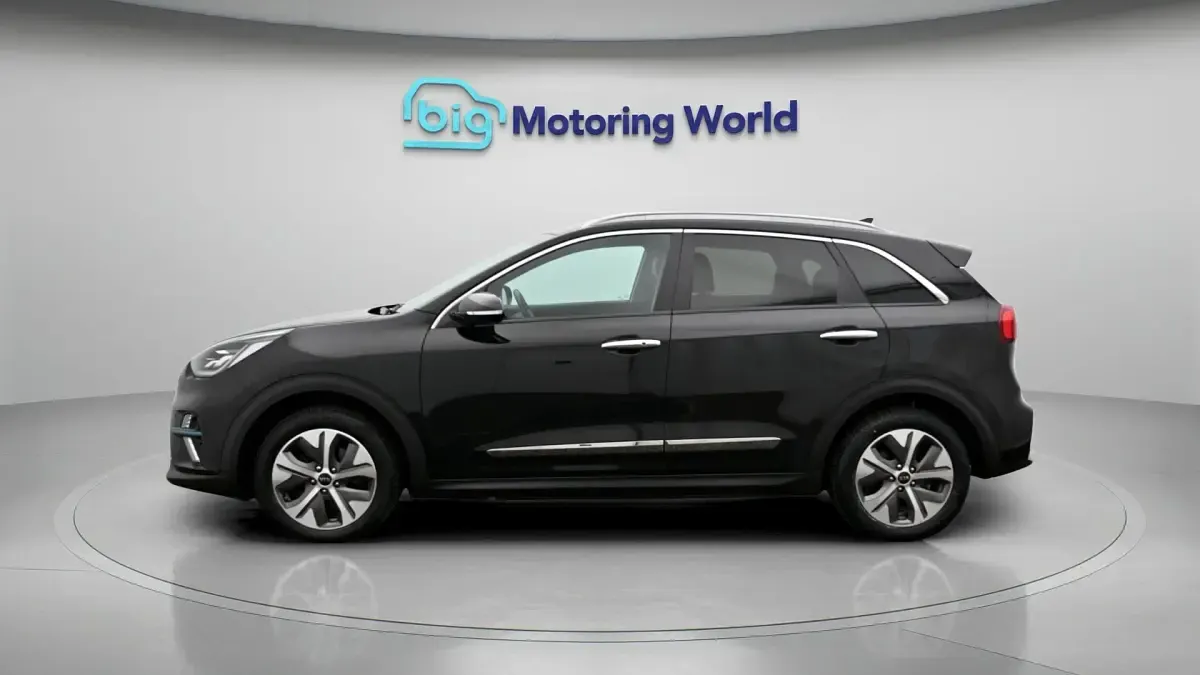 Used Kia e-Niro Plus 147 kW (201 HP) 2021 Black SUV