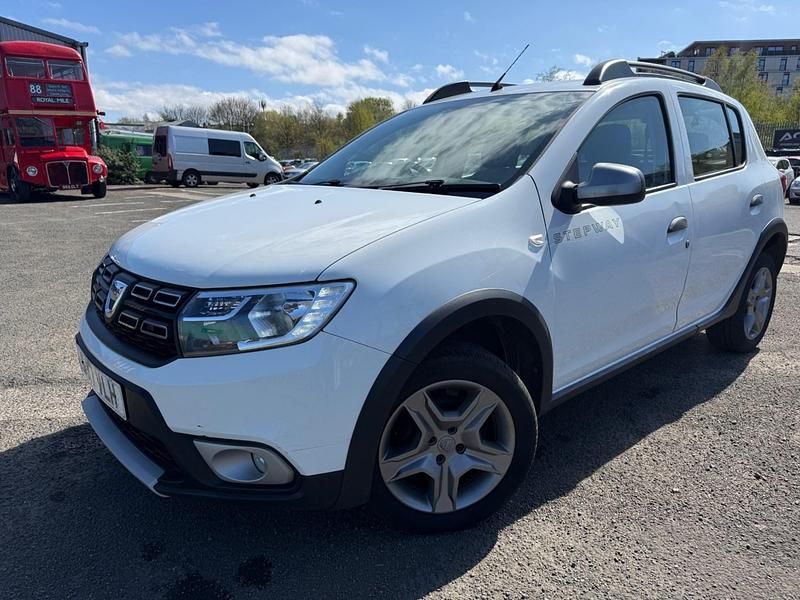 Gebraucht Dacia Sandero Ambiance 2017 Weiß Kleinwagen