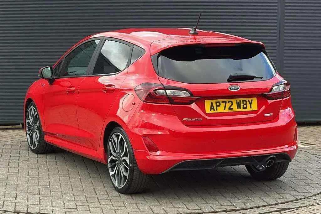 Used Ford Fiesta ST-Line X 123 HP (90 kW) 2022 Red Hatchback