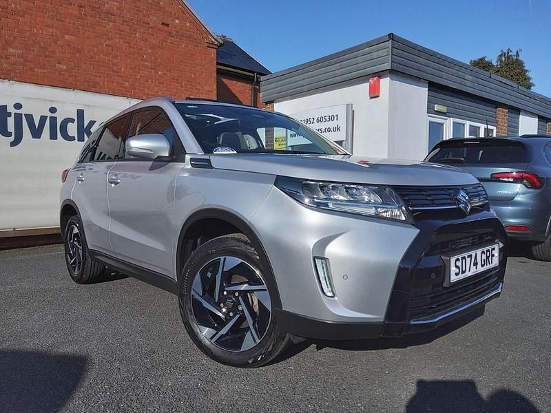 Used Suzuki Vitara 116 HP (85 kW) 2024 Silver SUV