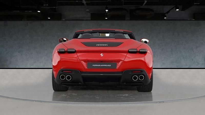 Used Ferrari Roma 620 HP (456 kW) 2024 Rosso corsa Coupe